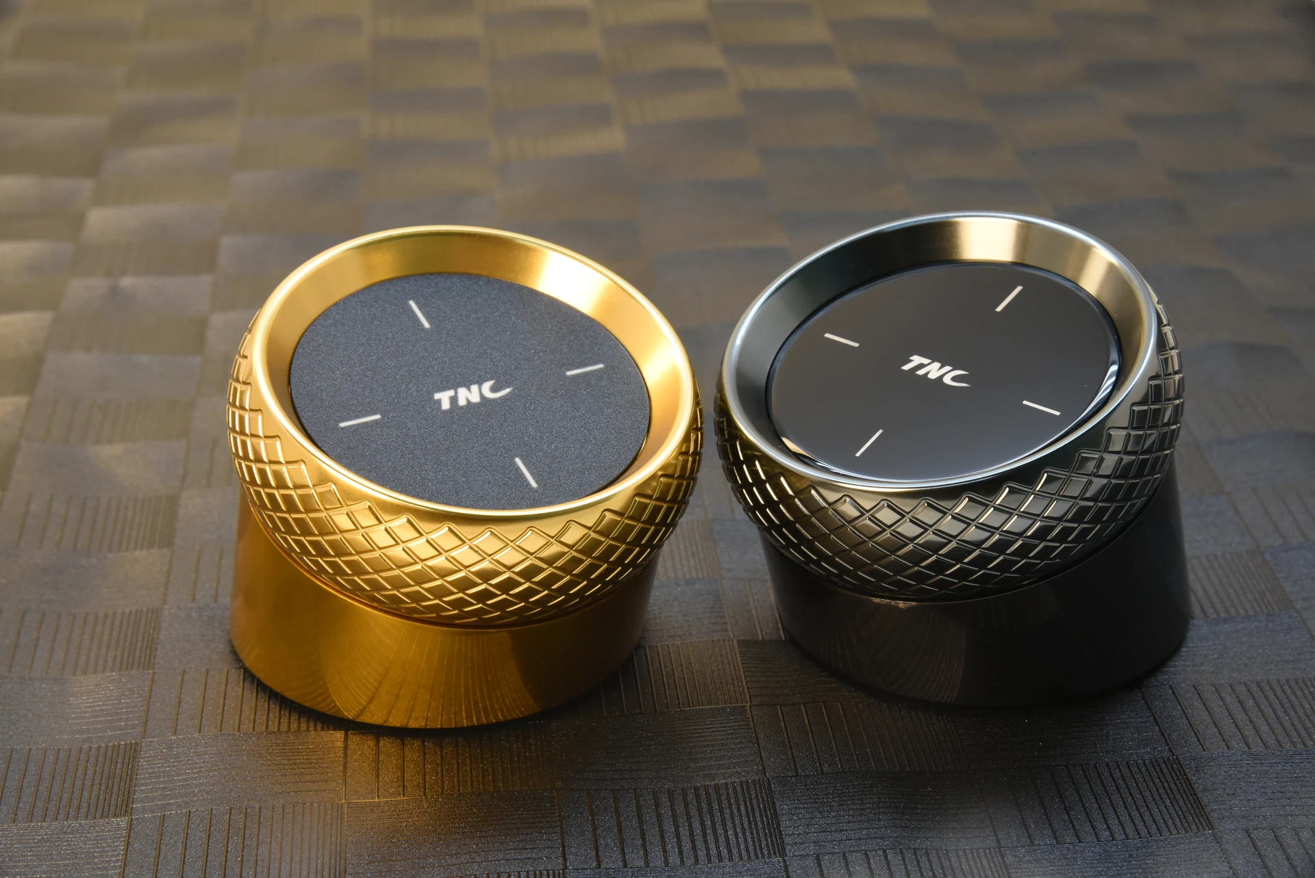 TENDER metal-finish rotary controllers